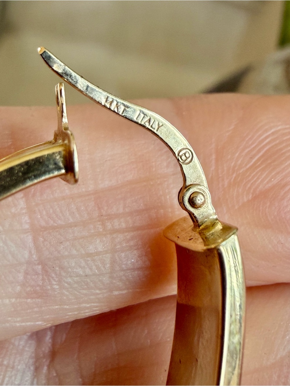 14k gold hoop earrings - Picture 3 of 8